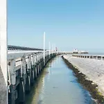 Apartamento Flat In Belgium Near Sea Dyke & Town Center