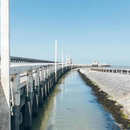 Flat In Belgium Near Sea Dyke & Town Center Blankenberge
