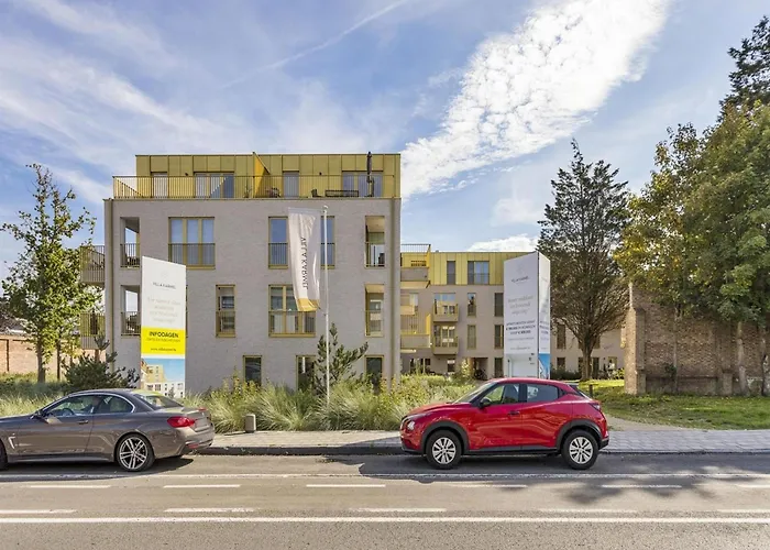 Flat In Belgium Near Sea Dyke & Town Center 아파트