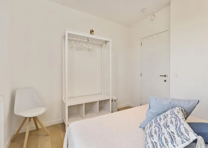 아파트 Flat In Belgium Near Sea Dyke & Town Center 블랑켄베르크