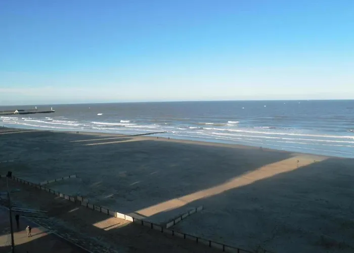 Flat In Belgium Near Sea Dyke & Town Center 블랑켄베르크
